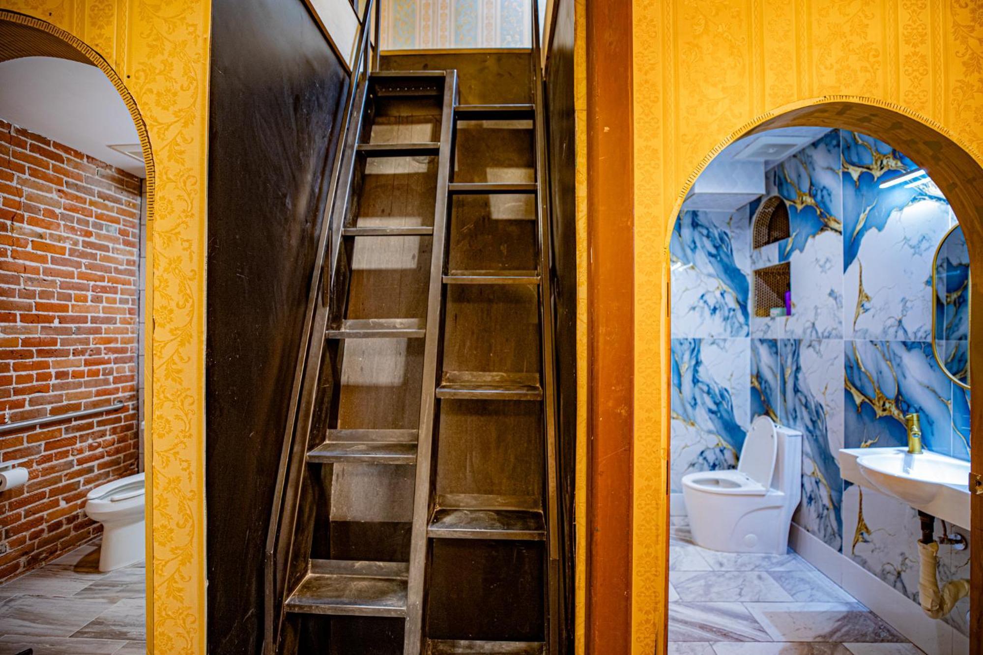 Social Stays - Santa Barbara'S First Hostel On State Street Extérieur photo