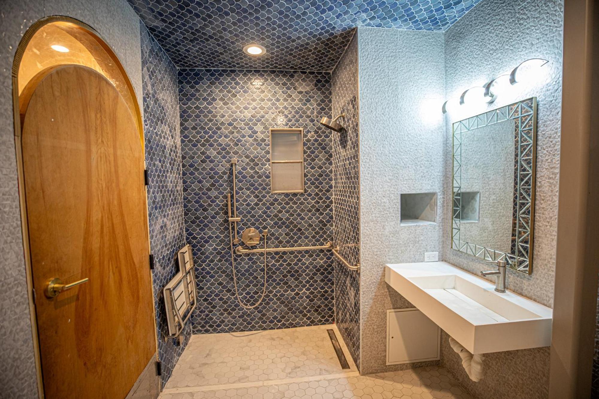 Social Stays - Santa Barbara'S First Hostel On State Street Extérieur photo